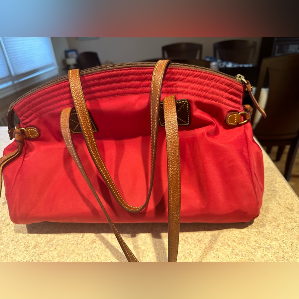 Vintage Dooney & Bourke Victoria Nylon Tote, Red w/ hot pink interior, leather - Picture 3 of 16
